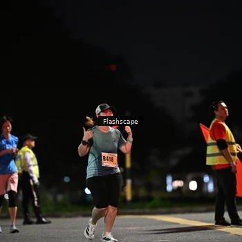 Runner Photo 8902733