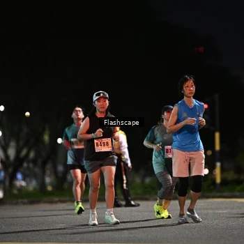Runner Photo 8902743