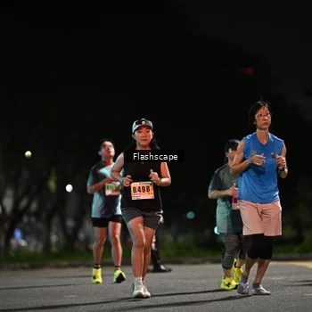 Runner Photo 8902767