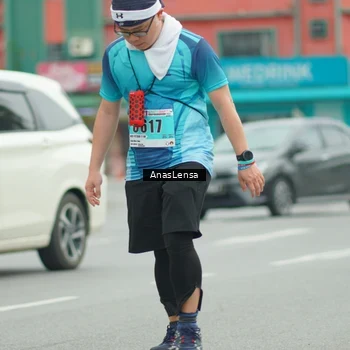 Runner Photo 8902775