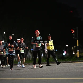 Runner Photo 8902805