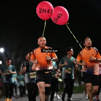 Runner Photo 8902867