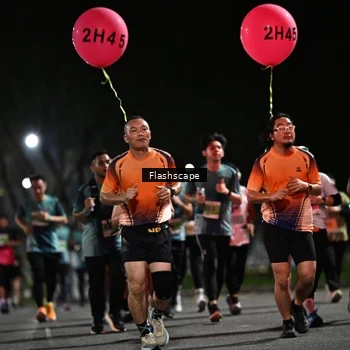 Runner Photo 8902874