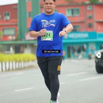 Runner Photo 8902879