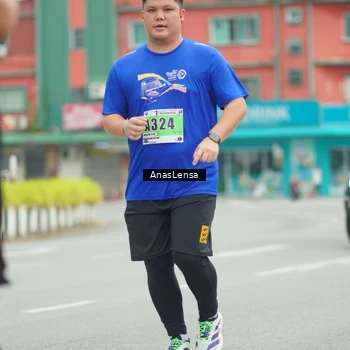 Runner Photo 8902880