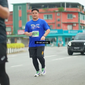 Runner Photo 8902888