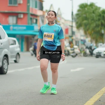 Runner Photo 8902944