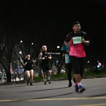 Runner Photo 8902985