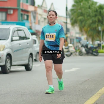 Runner Photo 8902998