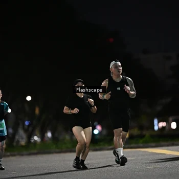 Runner Photo 8903005