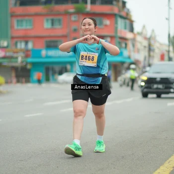 Runner Photo 8903060