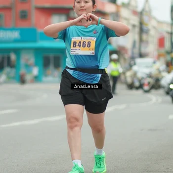 Runner Photo 8903067
