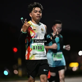 Runner Photo 8903075