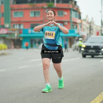Runner Photo 8903079
