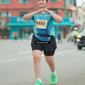Runner Photo 8903082