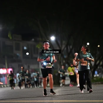 Runner Photo 8903094