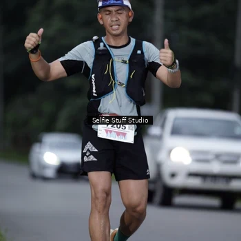 Runner Photo 8903126