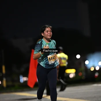 Runner Photo 8903149