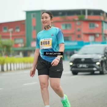 Runner Photo 8903152