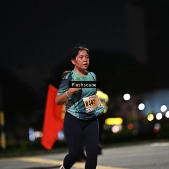 Runner Photo 8903153