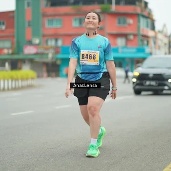 Runner Photo 8903155