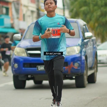 Runner Photo 8903222