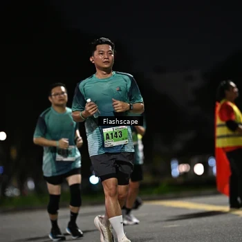 Runner Photo 8903232