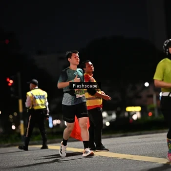 Runner Photo 8903240