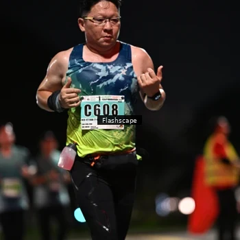 Runner Photo 8903261