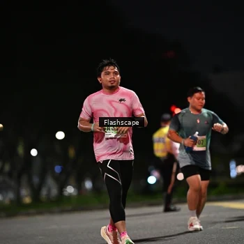 Runner Photo 8903313