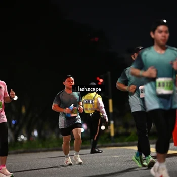 Runner Photo 8903317