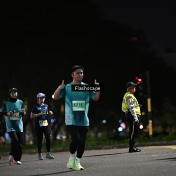 Runner Photo 8903350