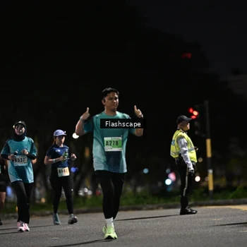 Runner Photo 8903357