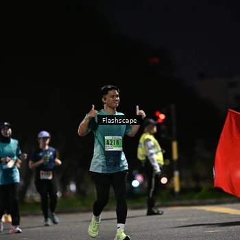 Runner Photo 8903358