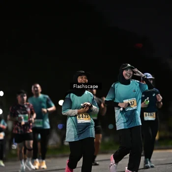 Runner Photo 8903402