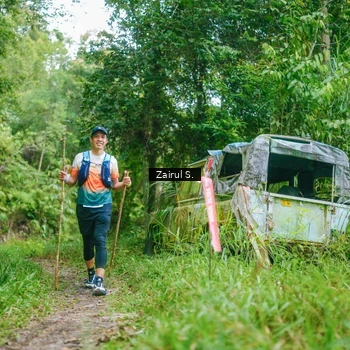Runner Photo 8903418