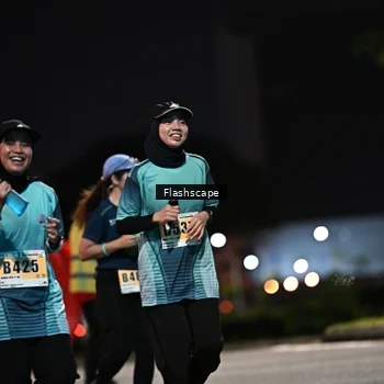 Runner Photo 8903489