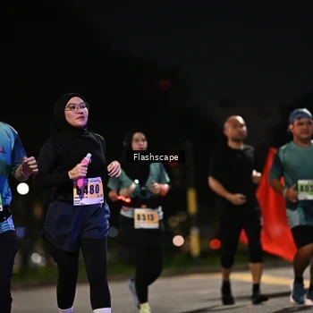 Runner Photo 8903536