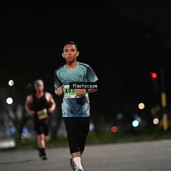 Runner Photo 8903559