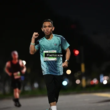 Runner Photo 8903595