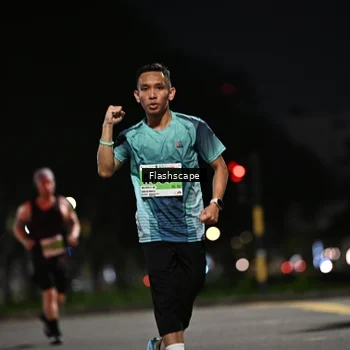 Runner Photo 8903610