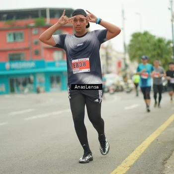 Runner Photo 8903616