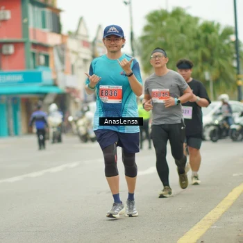 Runner Photo 8903632