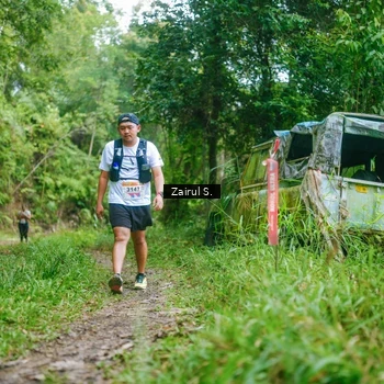 Runner Photo 8903653