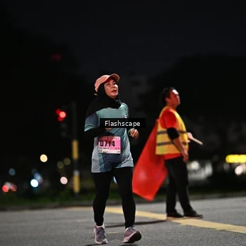 Runner Photo 8903656