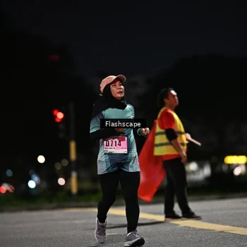 Runner Photo 8903658