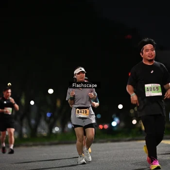Runner Photo 8903674