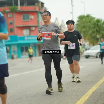 Runner Photo 8903683
