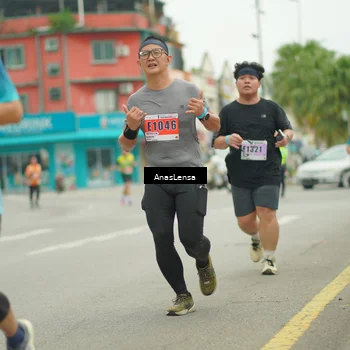 Runner Photo 8903697