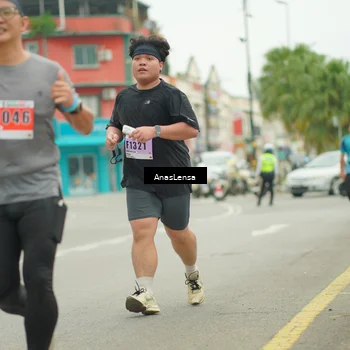 Runner Photo 8903741
